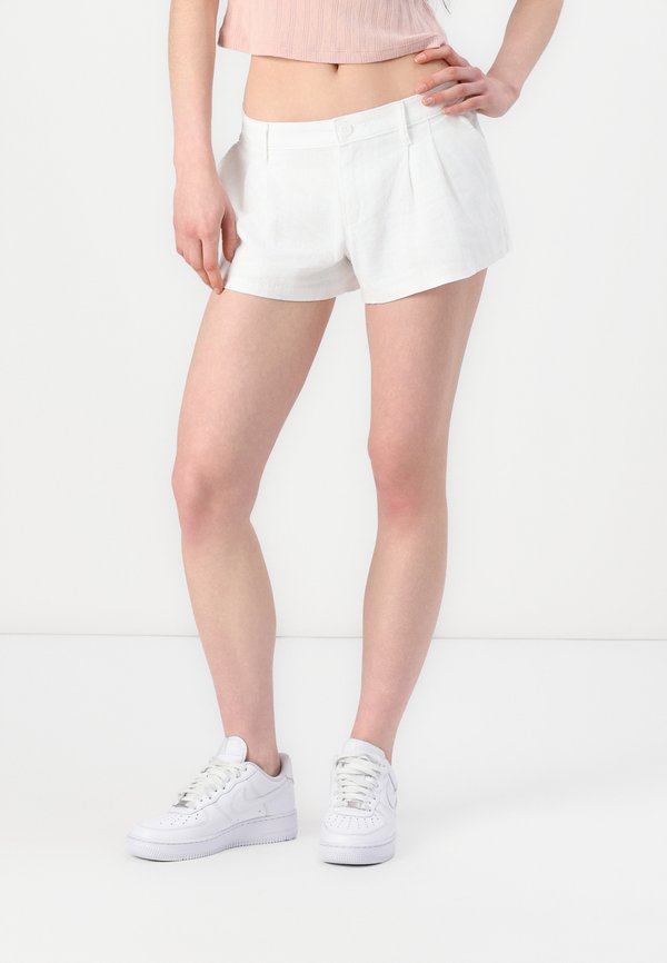 Hollister Co.  LIVVY