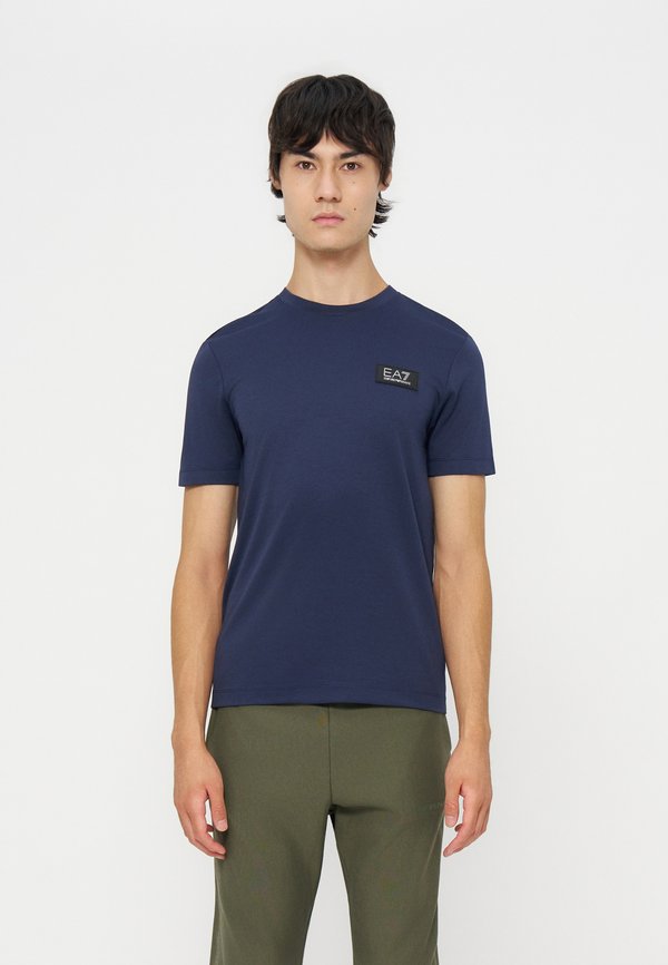 EA7 Emporio Armani