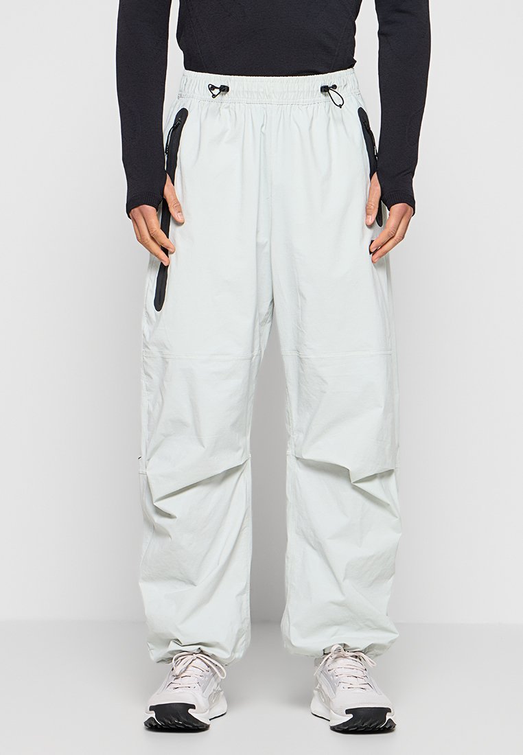 Nike Sportswear