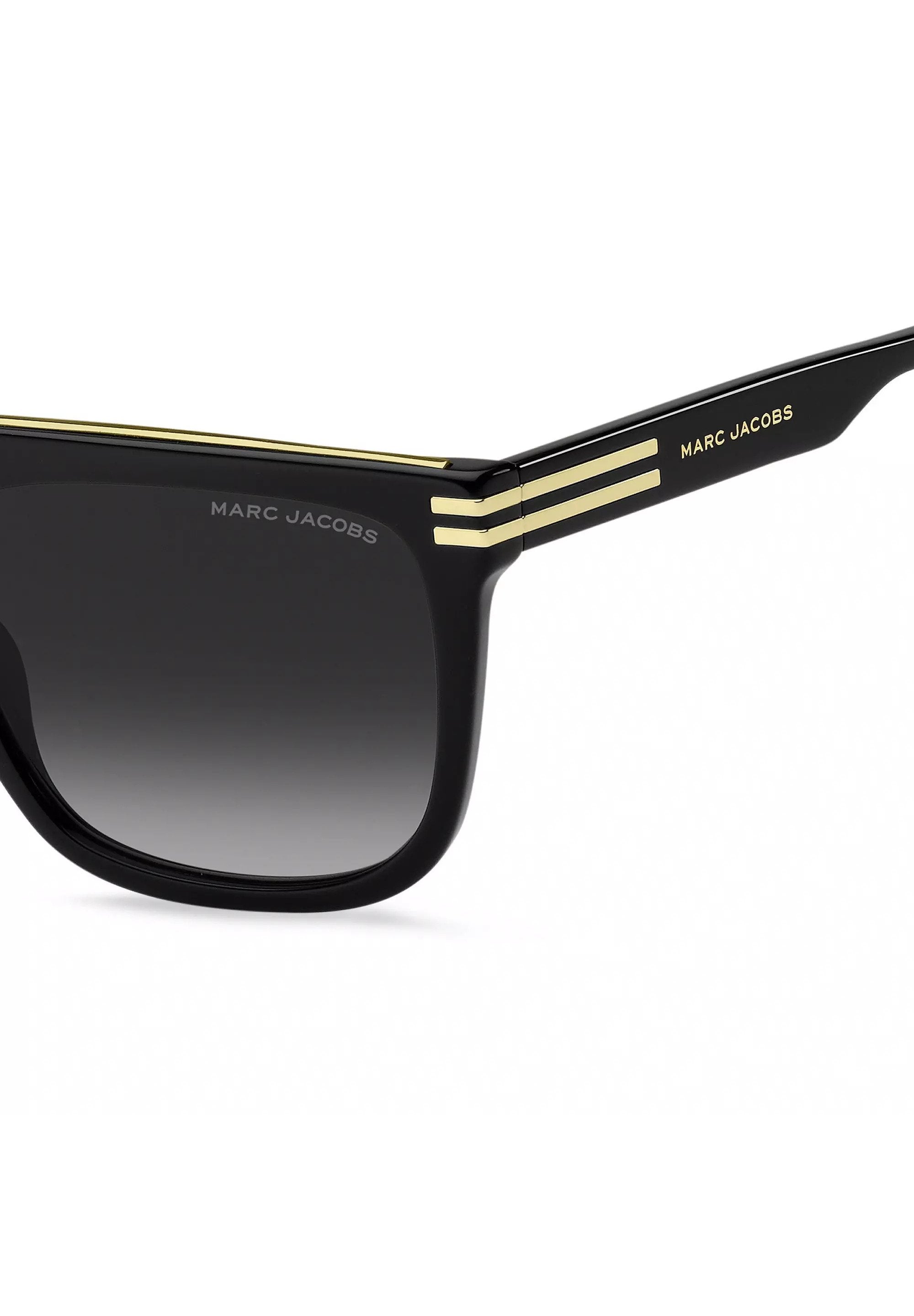 MARC JACOBS