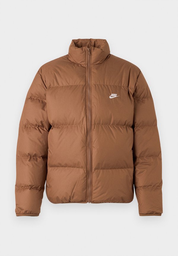 Nike Sportswear CLUB PUFFER JACKET - Down jacket - mosswood brown/white