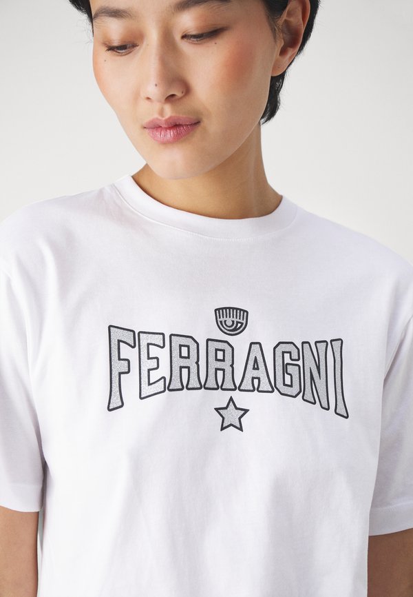 CHIARA FERRAGNI MAGLIETTE