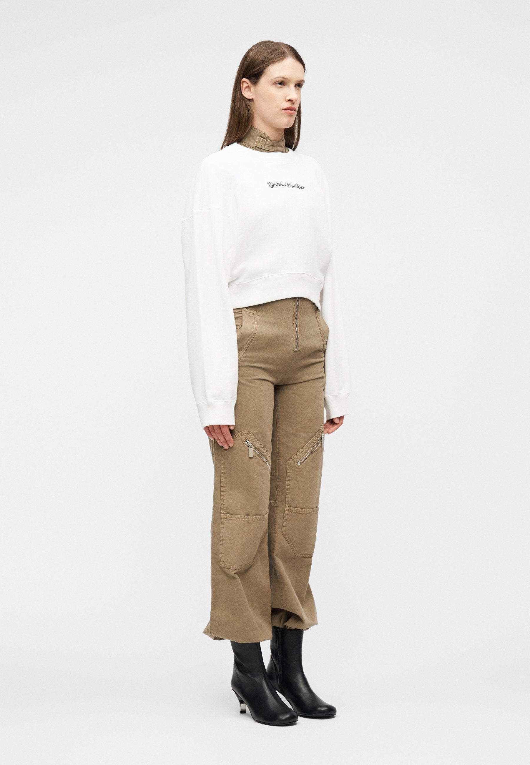 OFF-WHITE ARROW SCRIPT CROP CREW