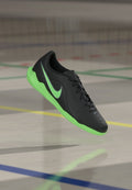 Nike Performance TIEMPO MAESTRO CLUB IC - Indoor football boots - black/illusion green