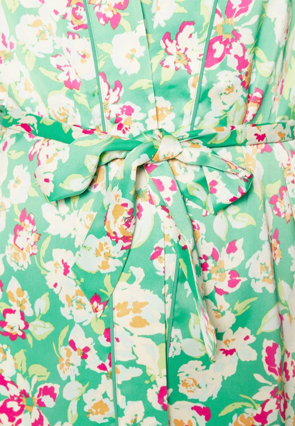 YAS YASURIA KIMONO