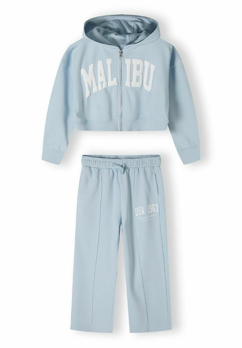 CROPPED ZIP THROUGH AND WIDE LEG SET Media 1