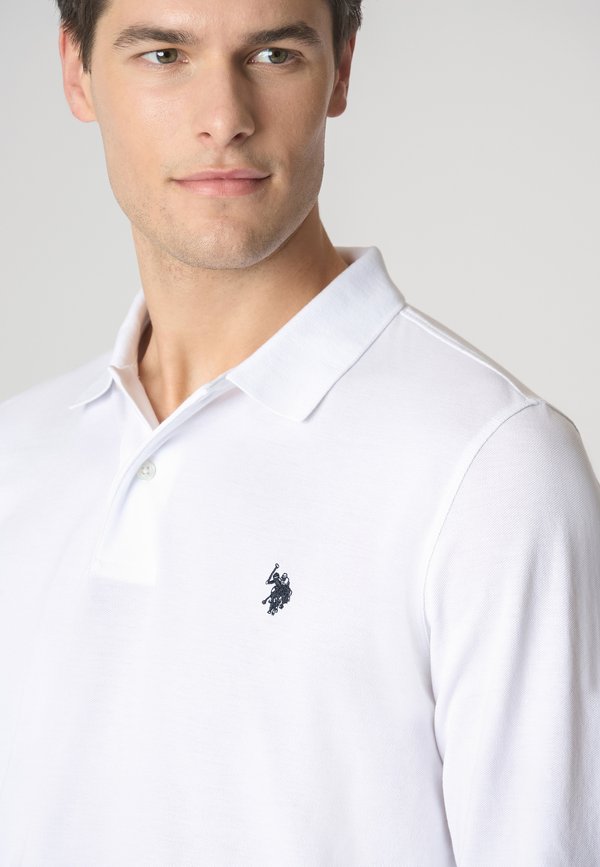 U.S. Polo Assn.