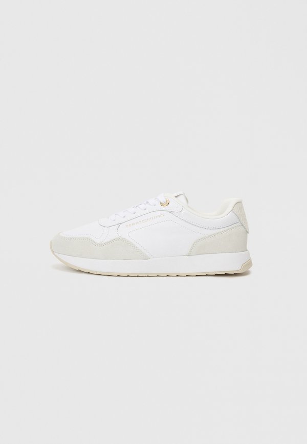 Tommy Hilfiger EMBOSSED TH MONOGRAM LEATHER TRAINERS