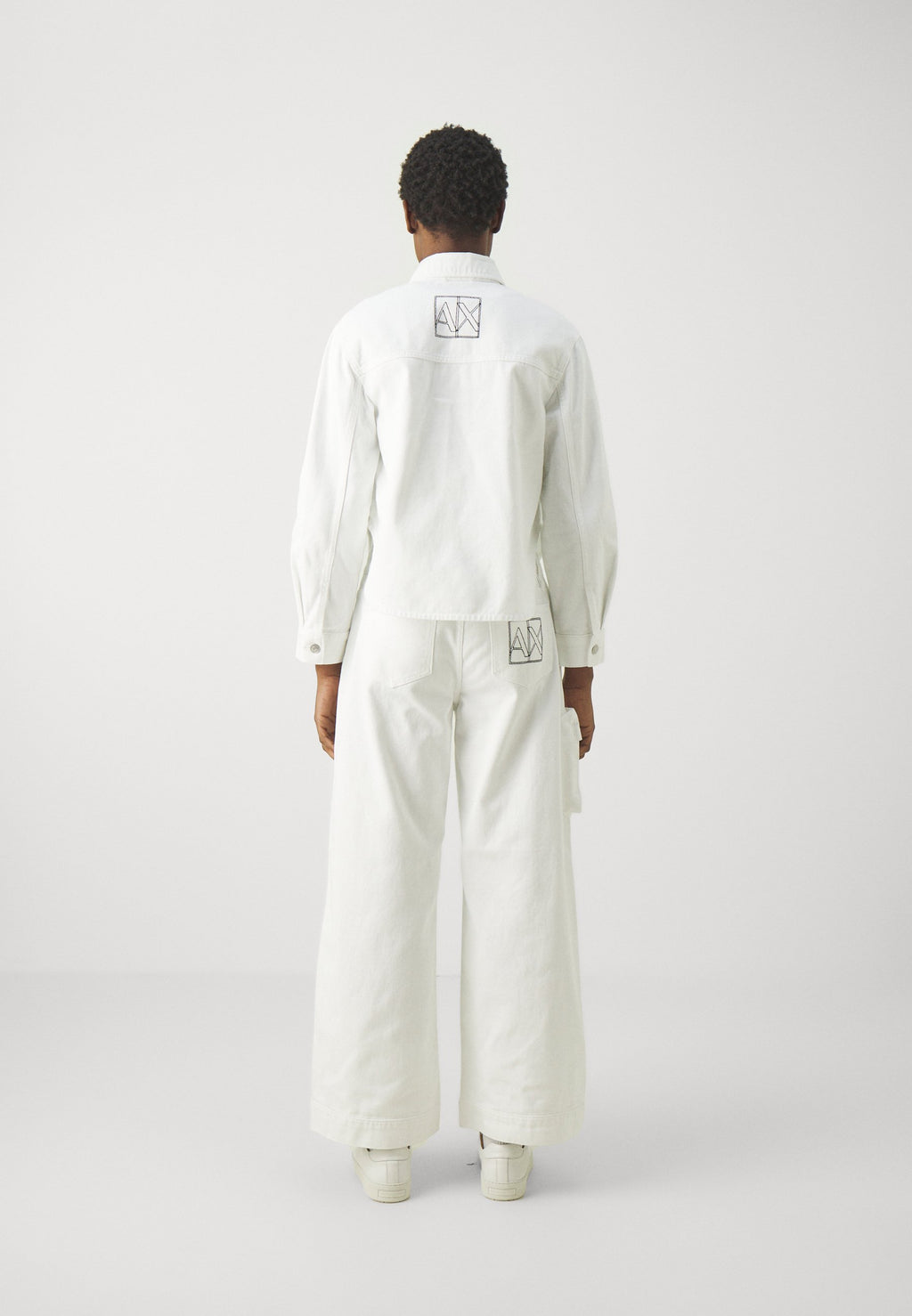 BLOUSON Media 4