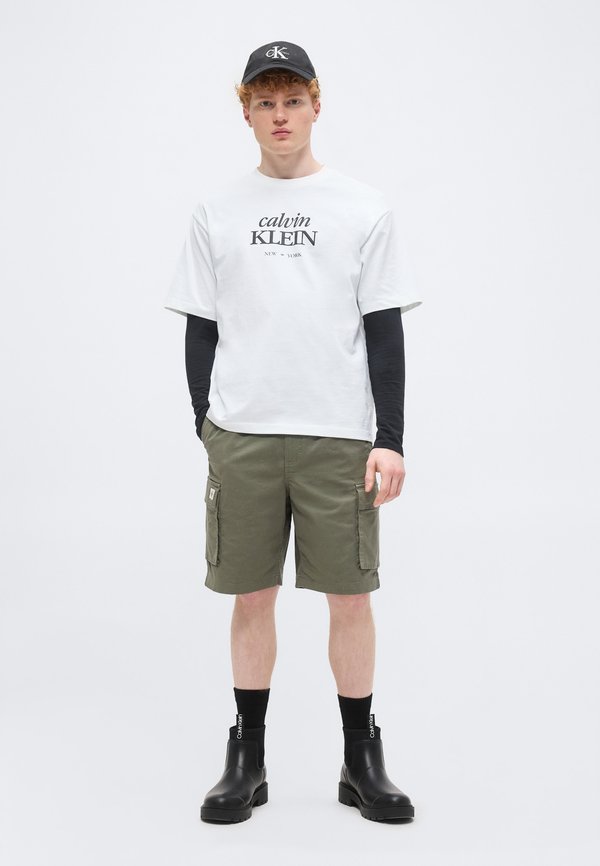 Calvin Klein Jeans