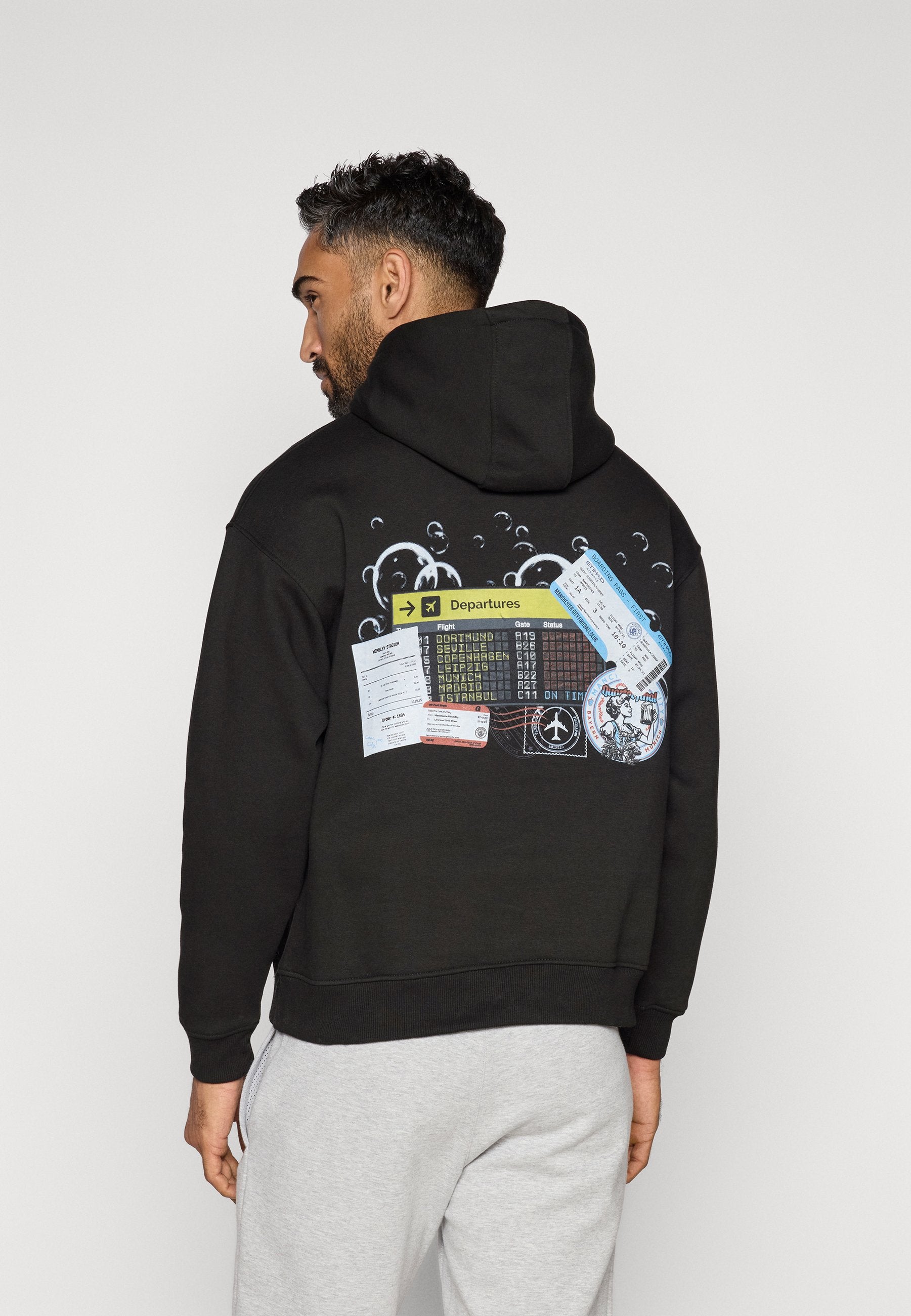 Legacies MANCHESTER CITY TRAVEL HOOD