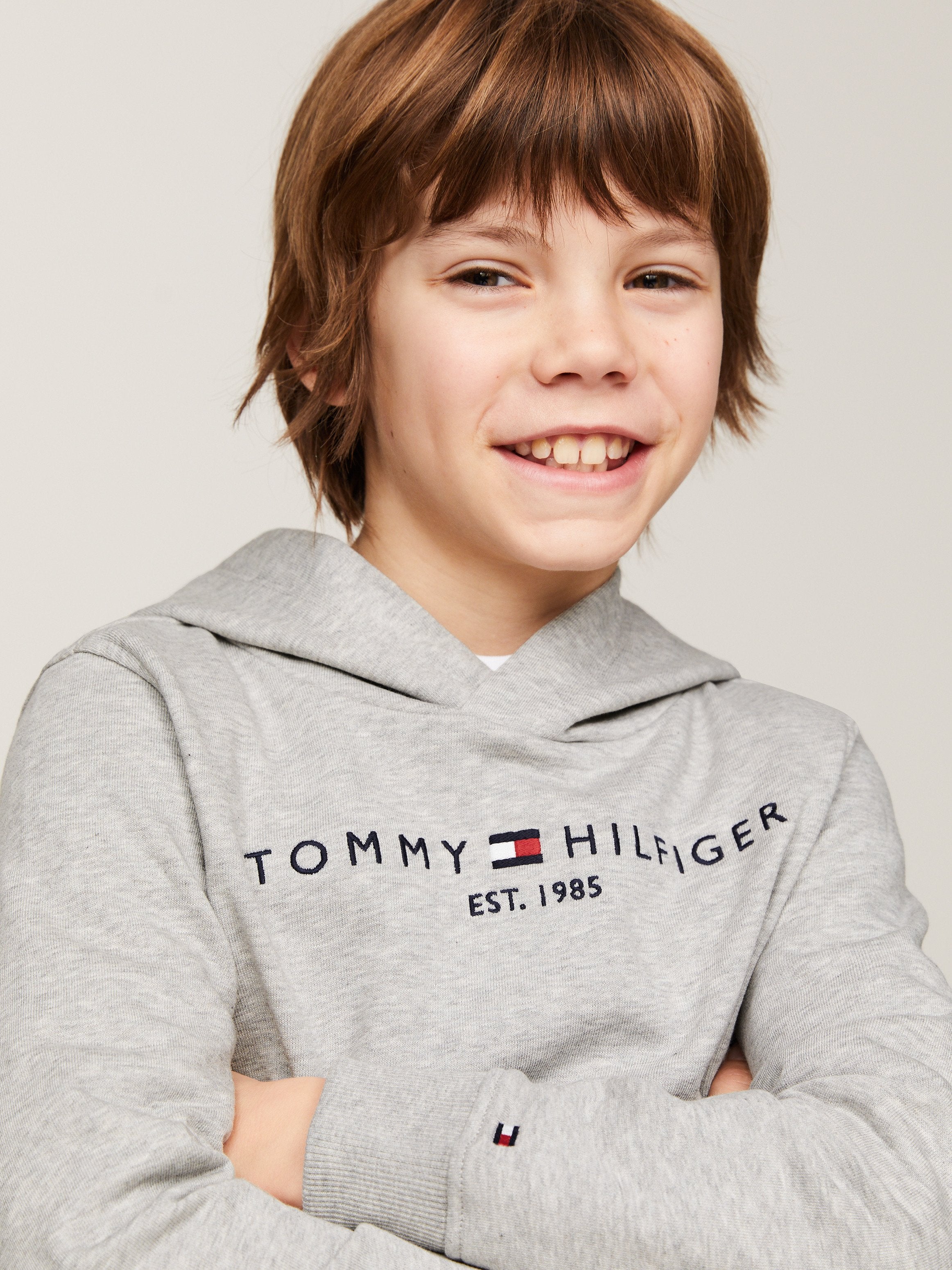 ESSENTIAL HOODIE UNISEX Media 5