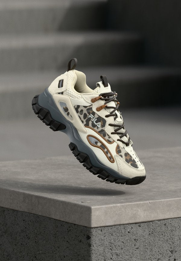 Fila RAY TRACER
