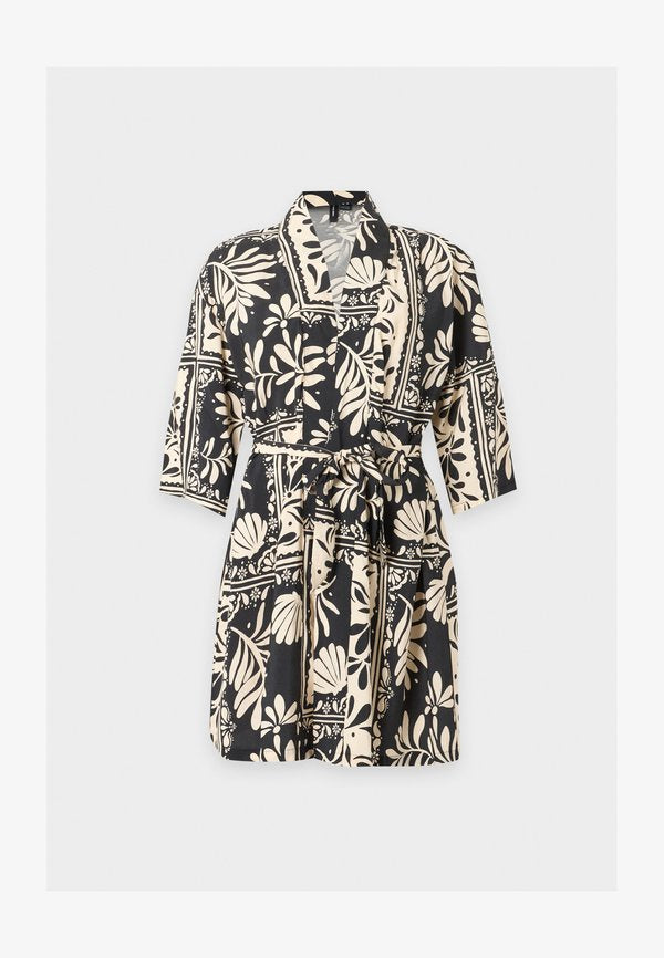 Vero Moda VMKELLY SHORT KIMONO  - Summer jacket - black