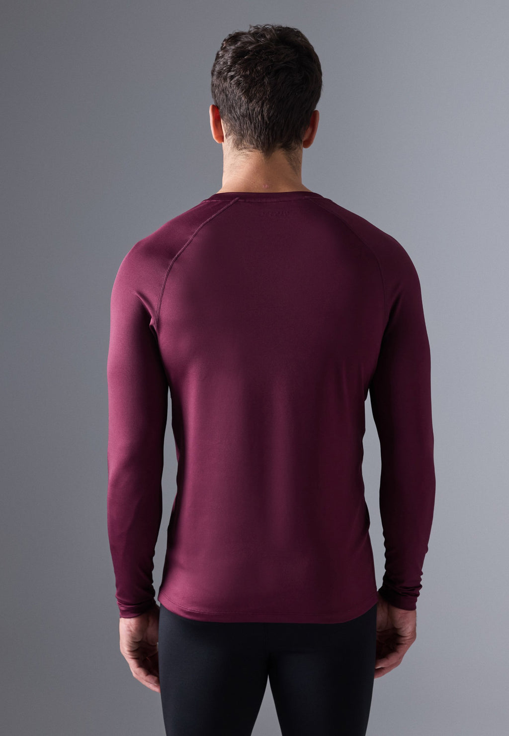 Pier One Sport ESSENTIAL MUSCLE FIT LONG SLEEVE TOP