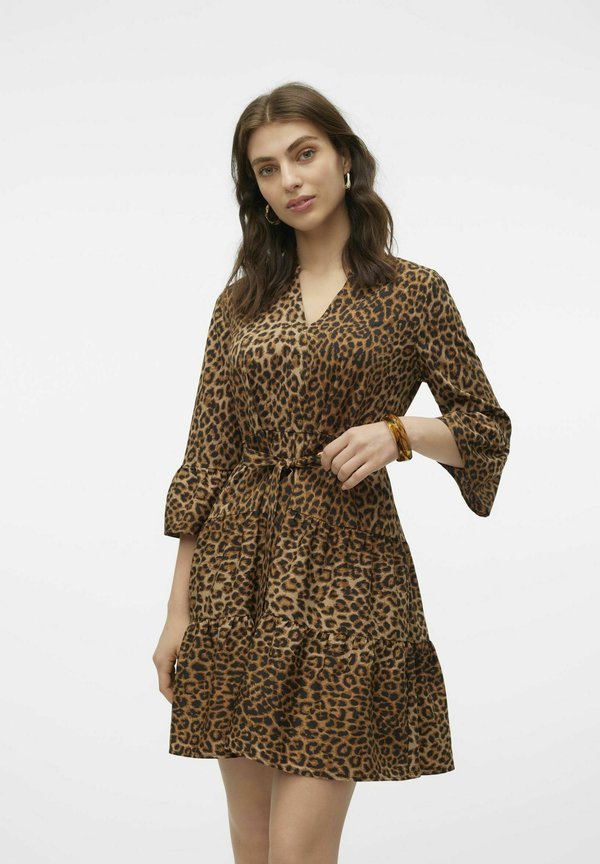 Vero Moda VMZERA Short - Day dress - tan