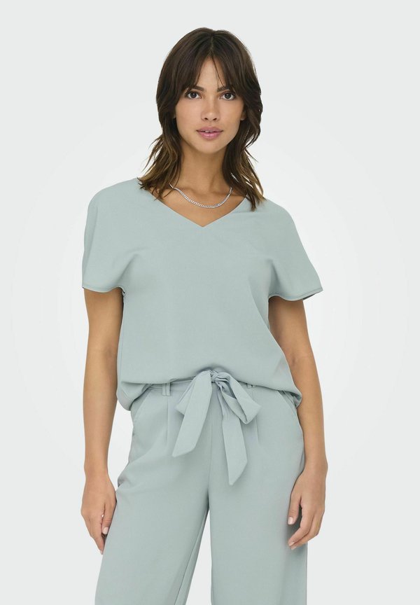 ONLY ONLNOVA - Basic T-shirt - abyss