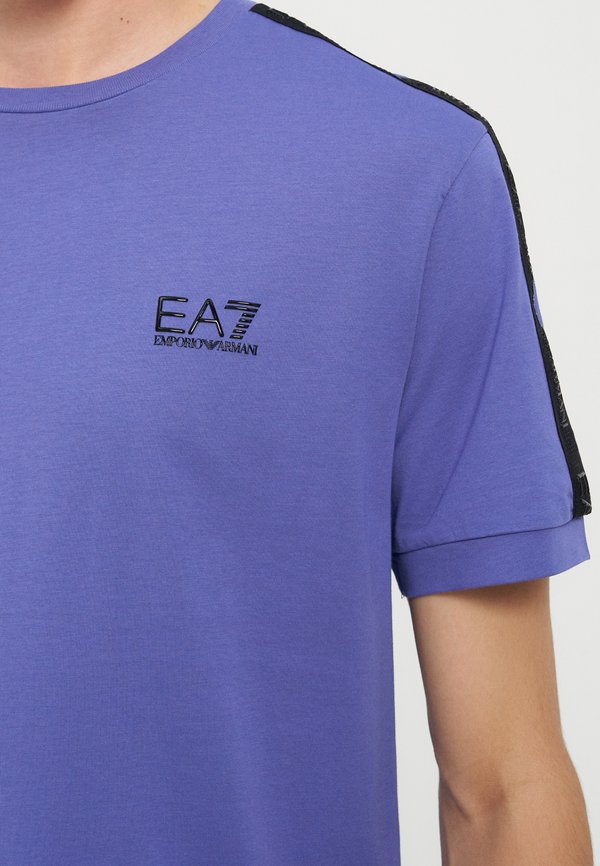 EA7 Emporio Armani