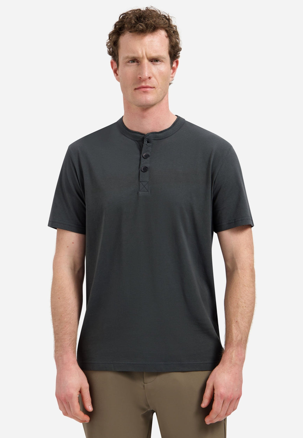 WITH BUTTON CLOSURE Media 3