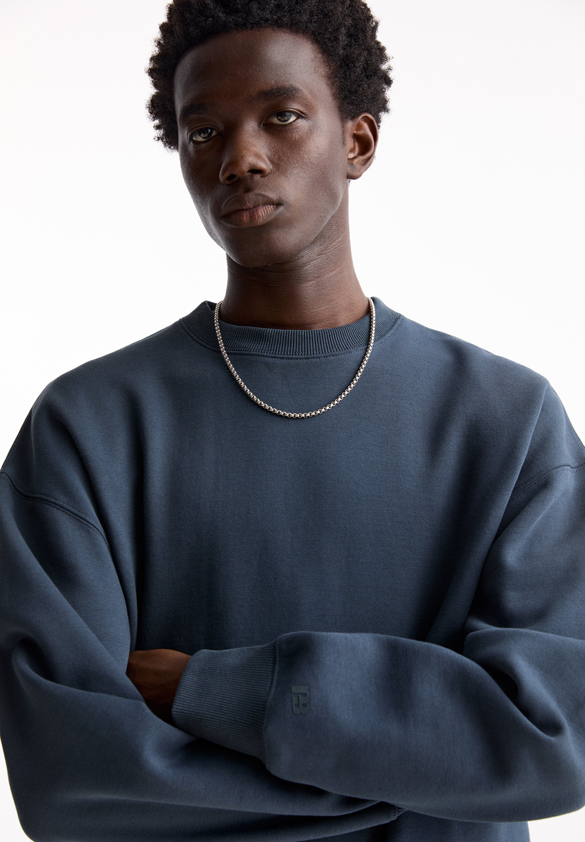 PULL&BEAR ROUND NECK