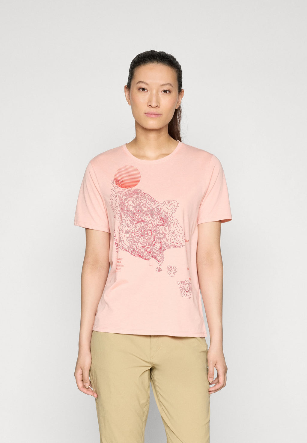 Peak Performance EXPLORE GRAPHIC TEE