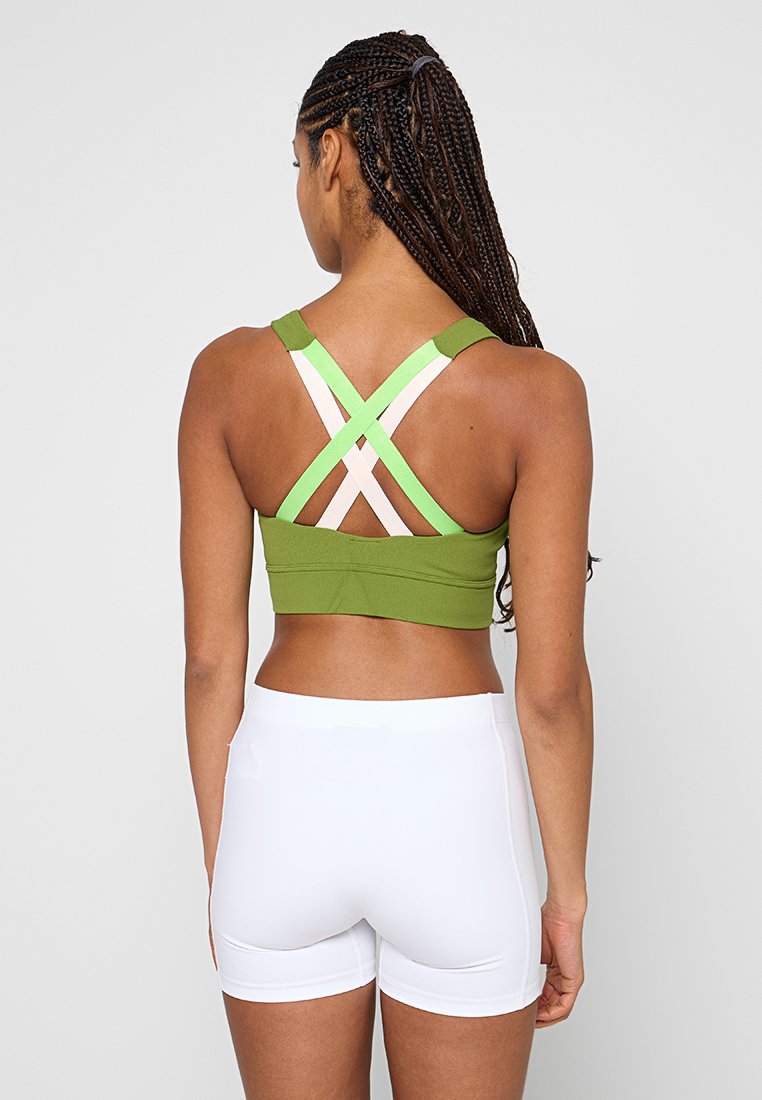 Fabletics FREYA