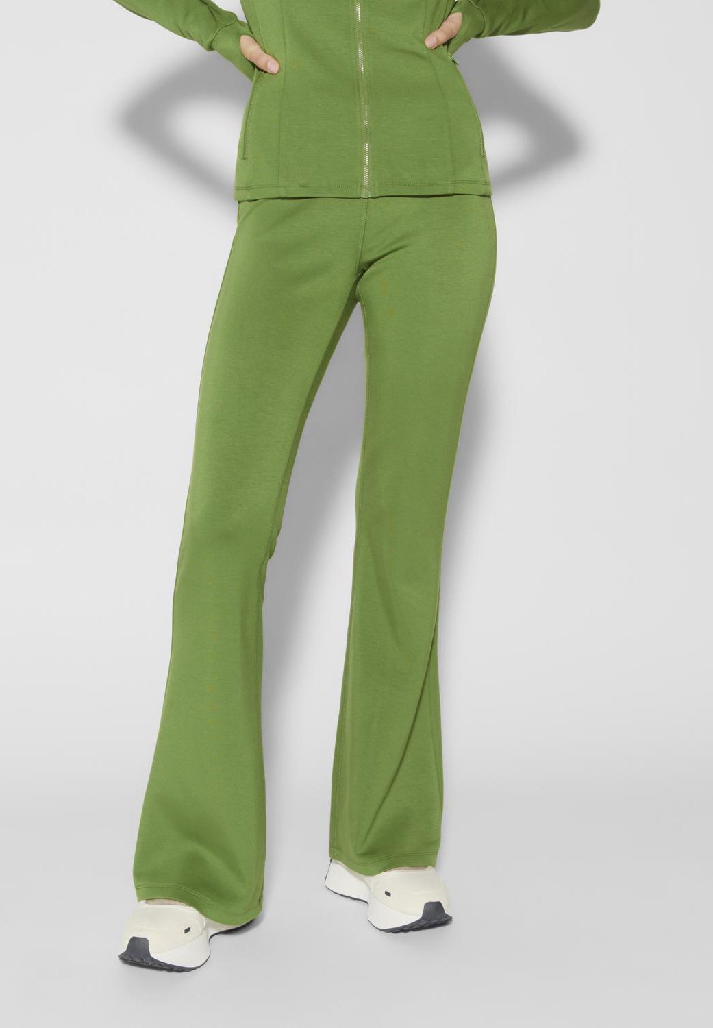 SOMETHINGNEW TIGHT PANTS