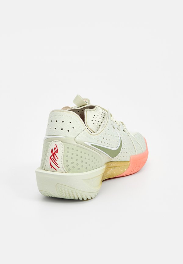 Nike Performance GT CUT 3