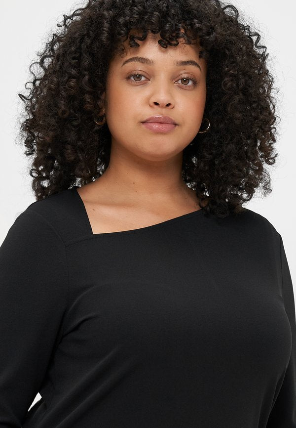 Vero Moda Curve VMCALLISON V NECK DRESS