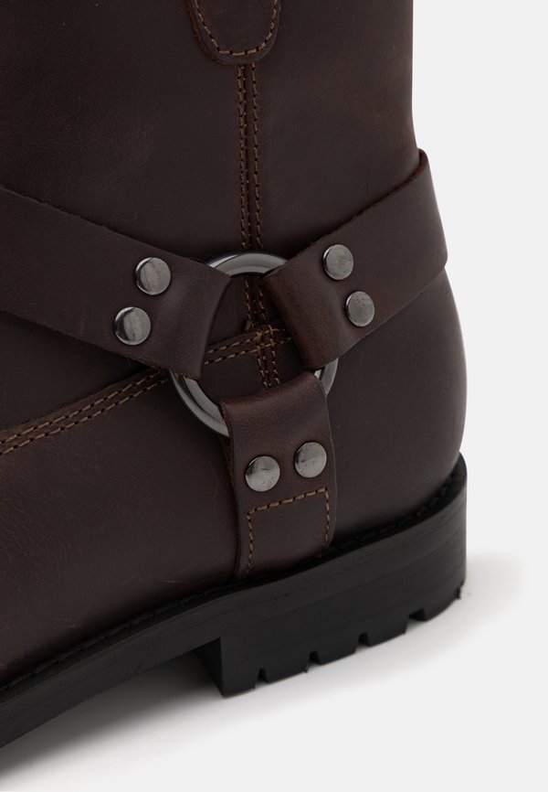 ALDO BREWSTER MEMORY FOAM