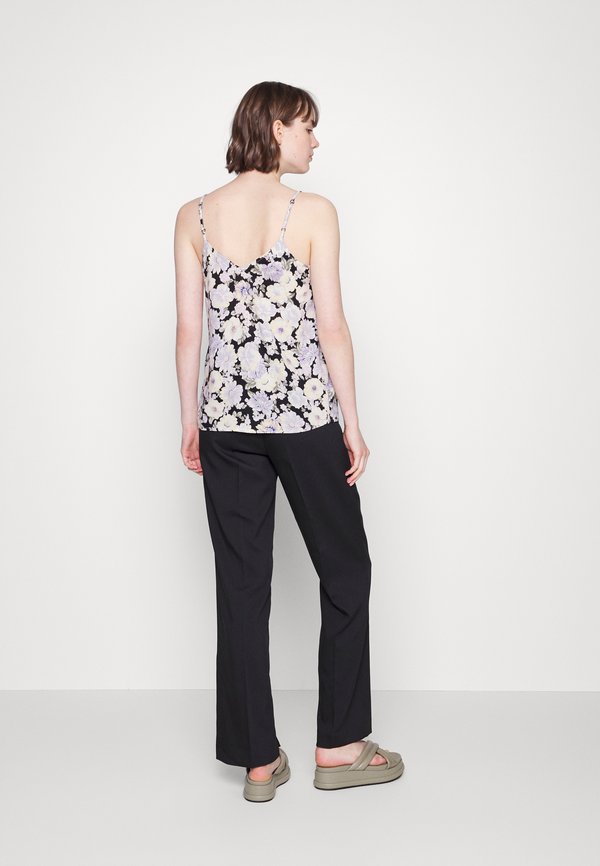 PIECES Tall PCNYA SLIP