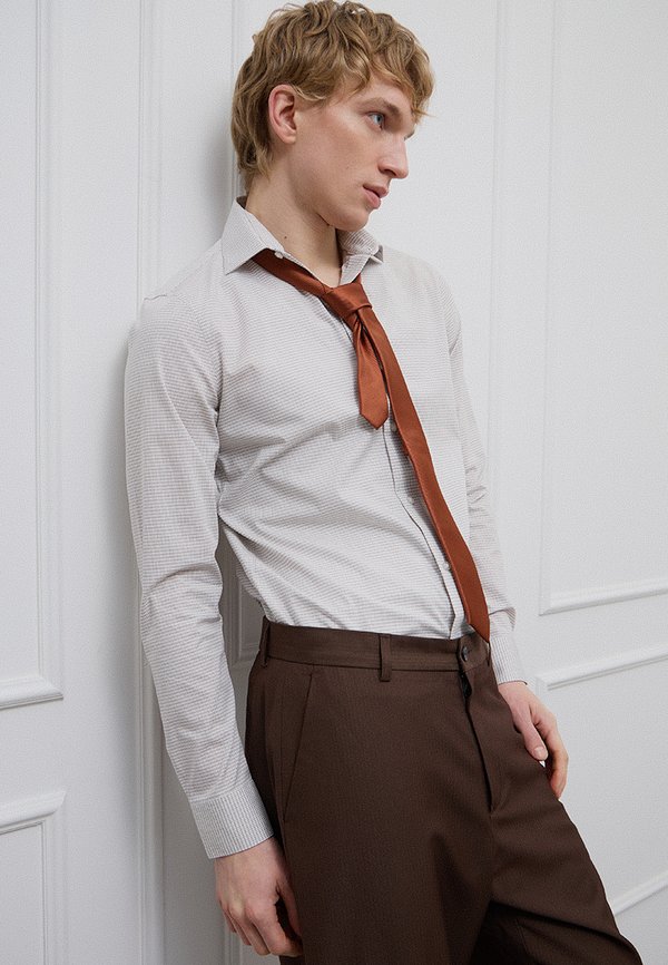 Calvin Klein SLIM FIT