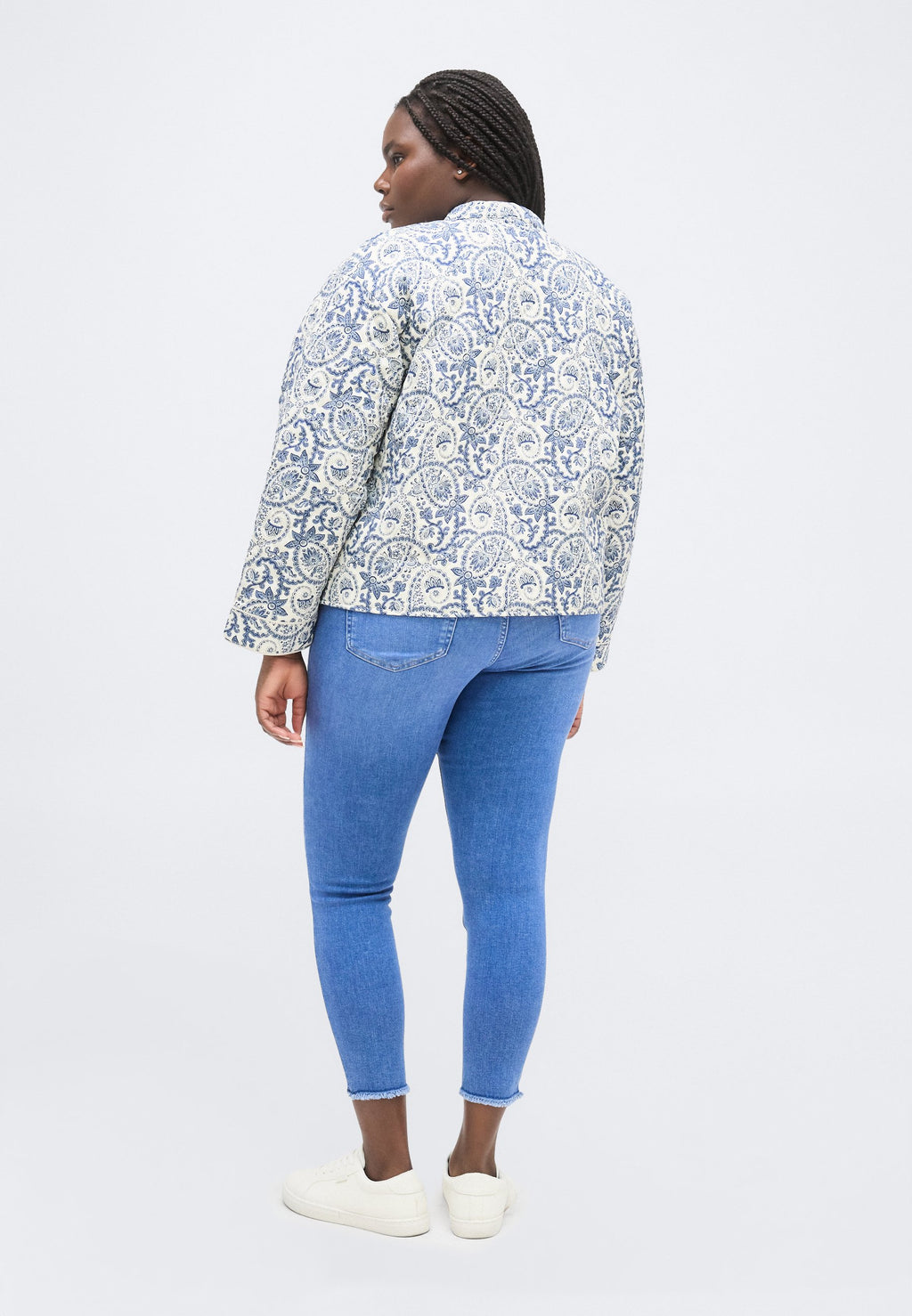 CARHALLIE JACKET Media 4