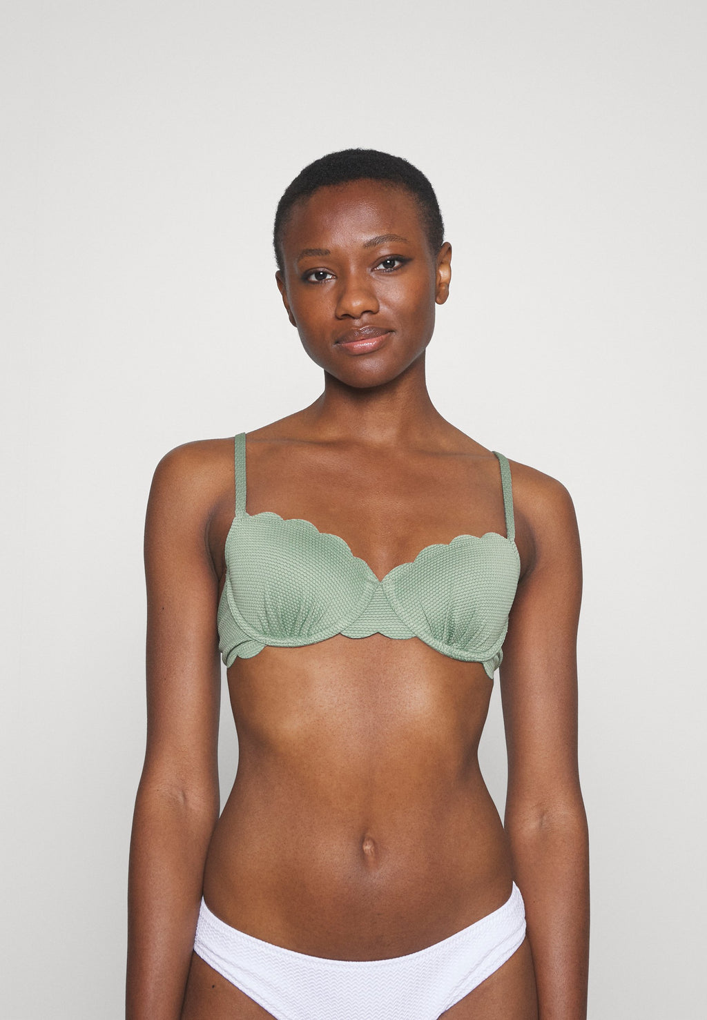 Hunkemöller SCALLOP