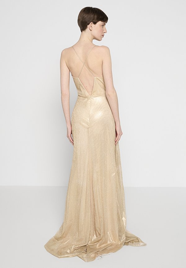 Pronovias