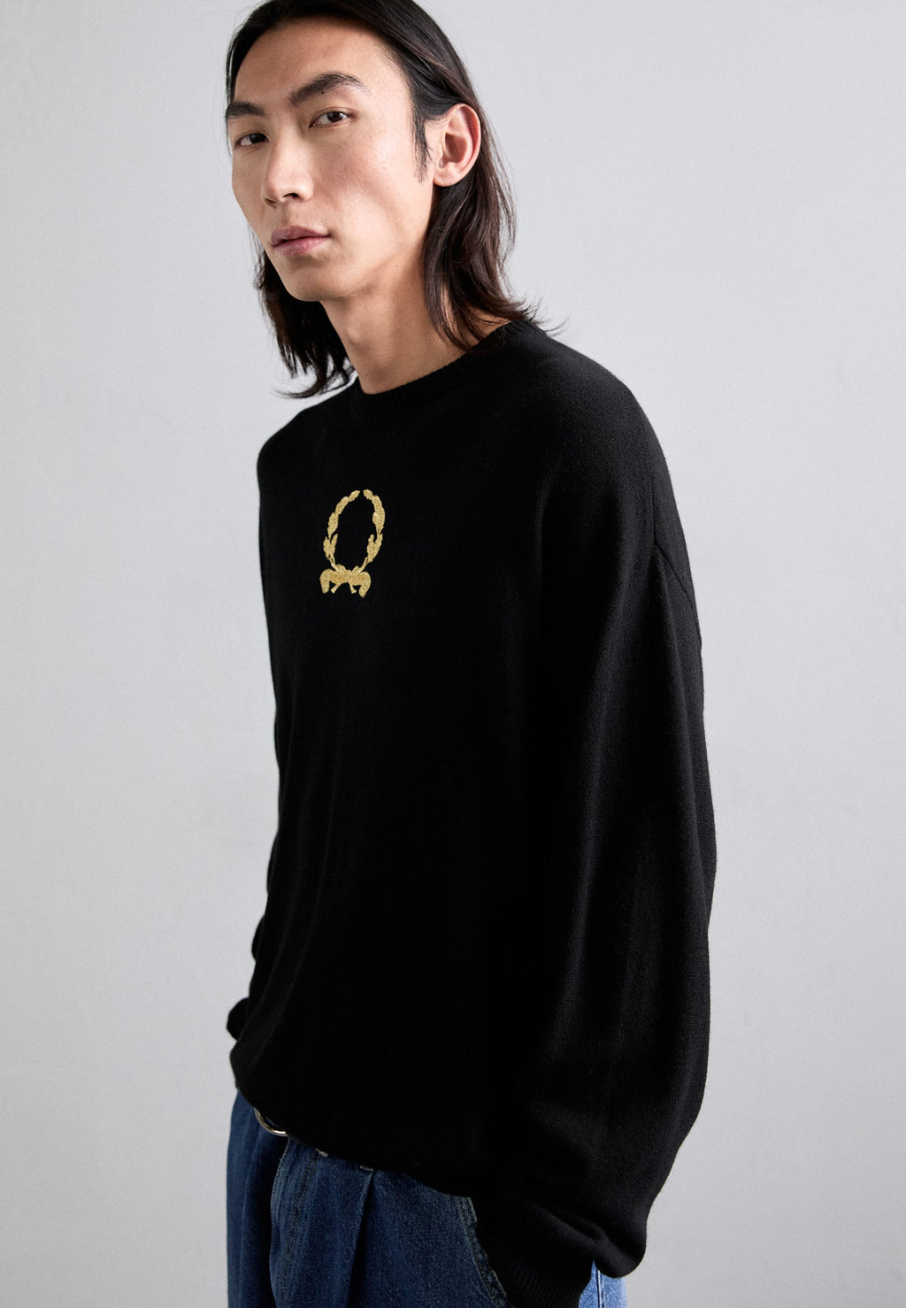 MOSCHINO LAUREL CROWN EMBLEM
