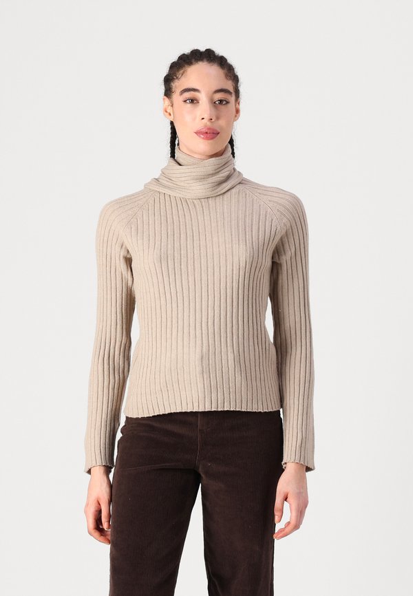 Vero Moda VMZOEY WRAP NECK - Jumper - taupe