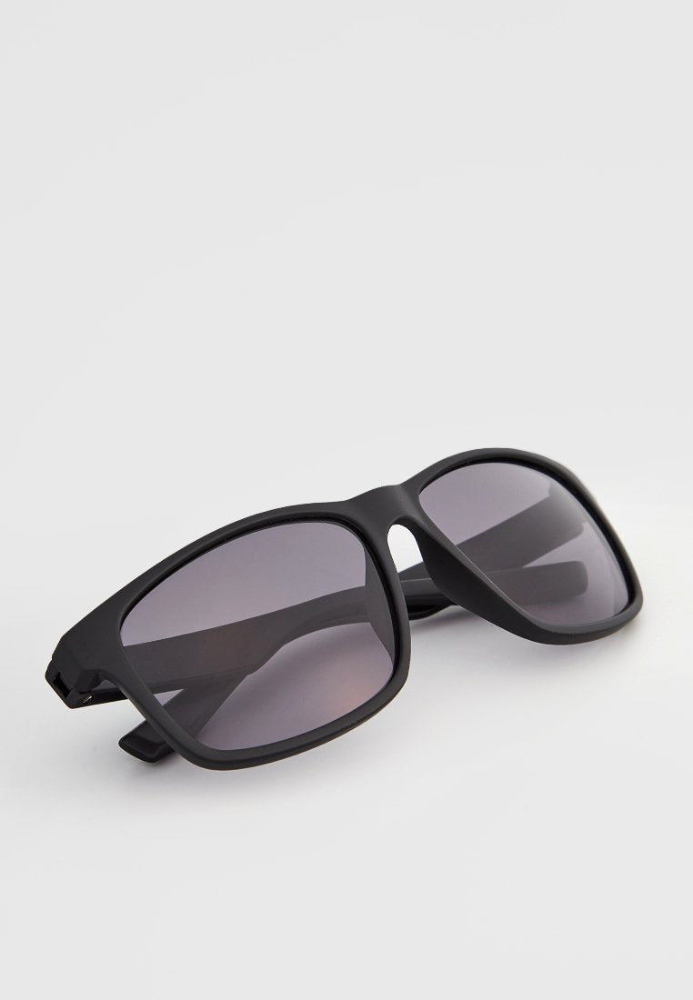 CKC SUN CK19539S 001 59 16 135 Media 5