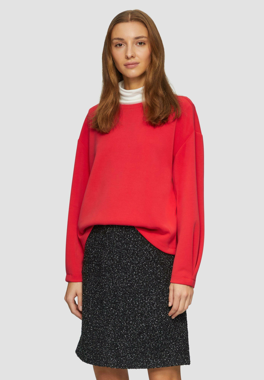 SCUBA-SWEATSHIRT AUS MODALMIX IM RELAXED FIT Media 3