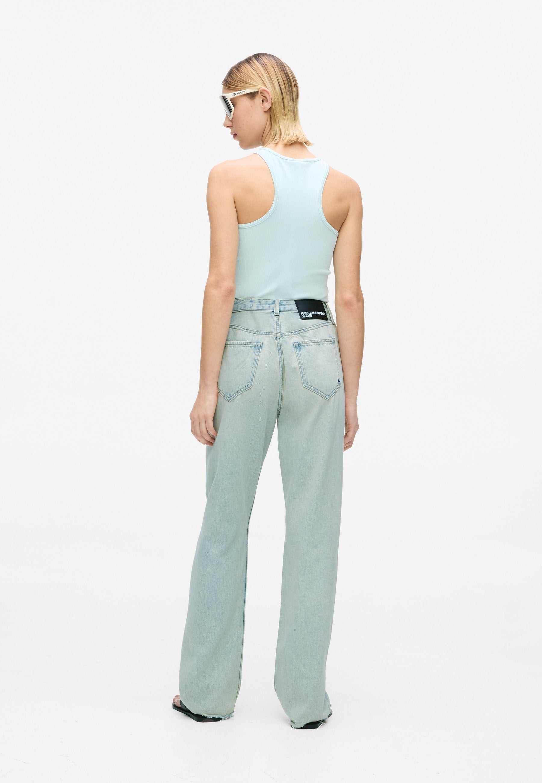 MID-RISE RELAXED DISTRESSED Media 3