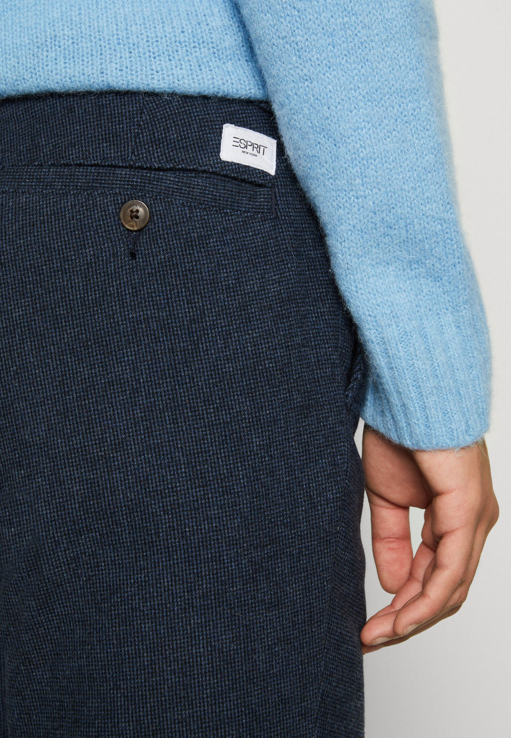 Esprit Chino Media 8