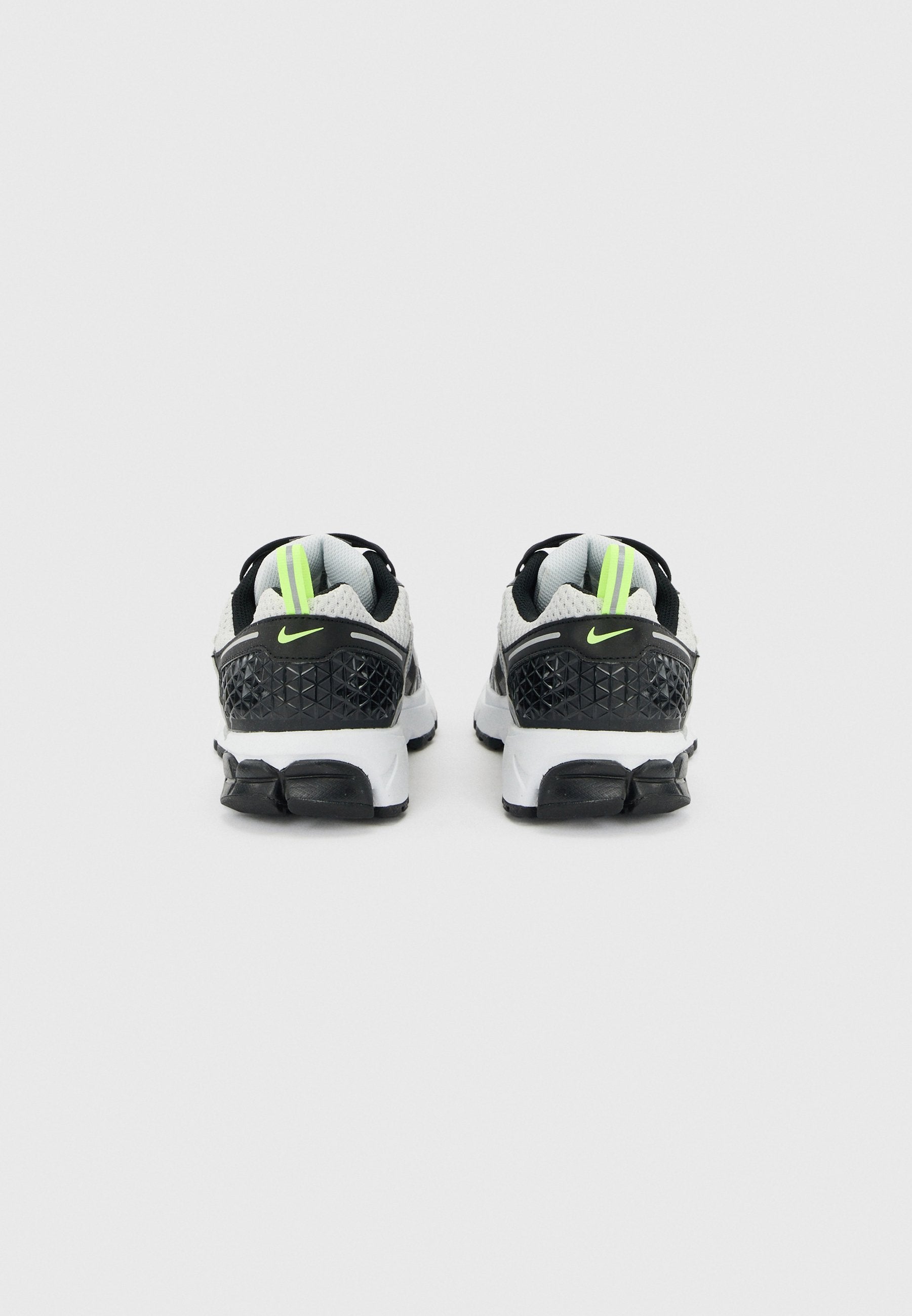 Nike Sportswear VOMERO 5 UNISEX