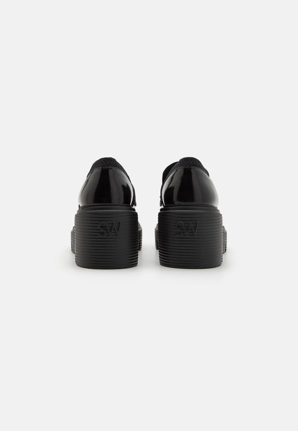 Stuart Weitzman 5050 SOHO LOAFER
