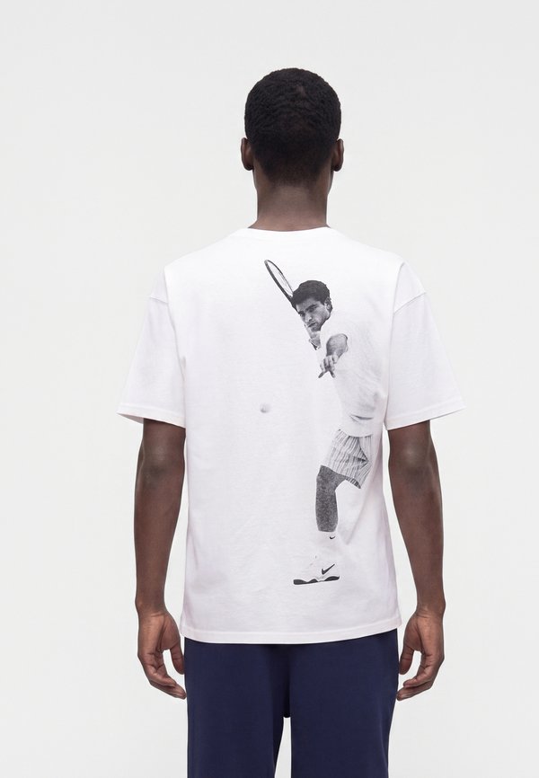 Nike Sportswear TEE PHOTO - Print T-shirt - white