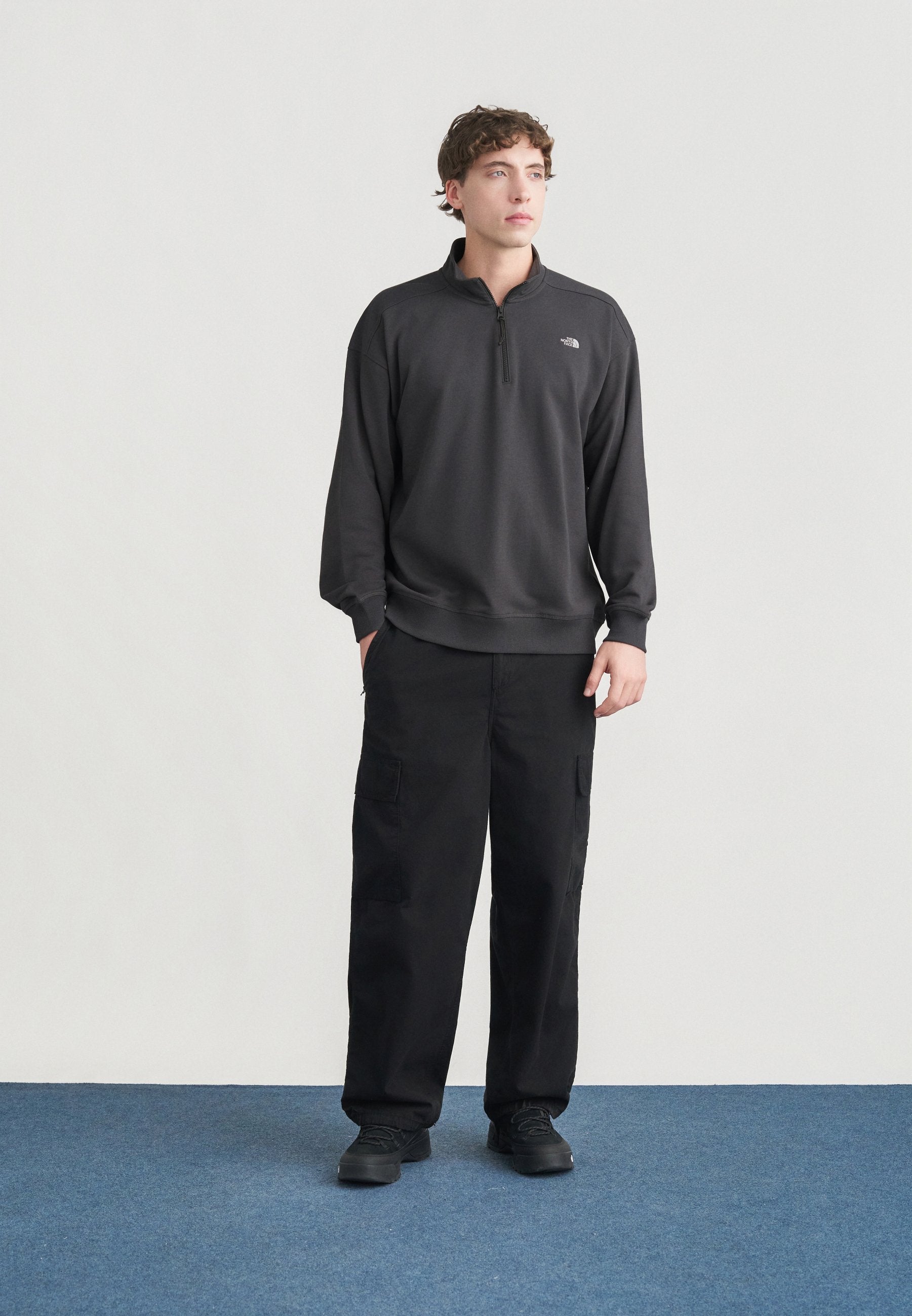 The North Face ESSENTIAL RELAXED ZIP
