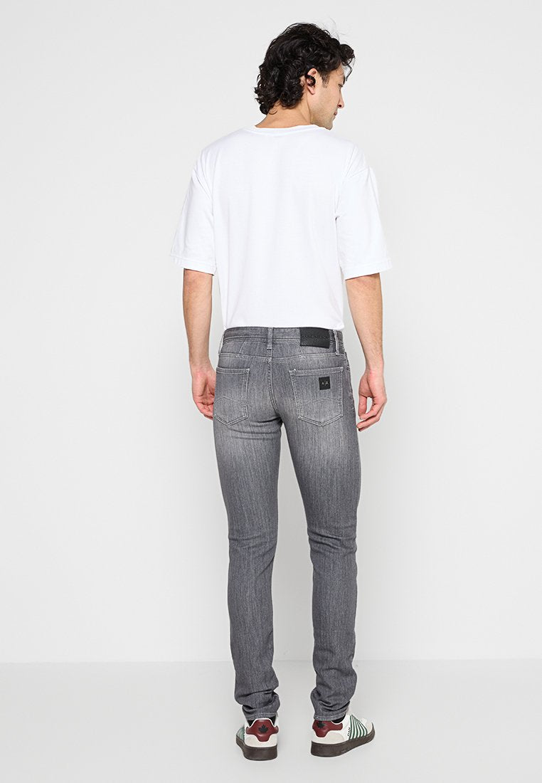 Armani Exchange Jeans Slim Fit Media 3