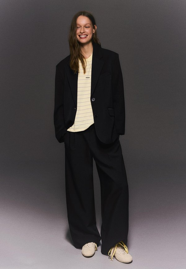 Bershka Blazer - black