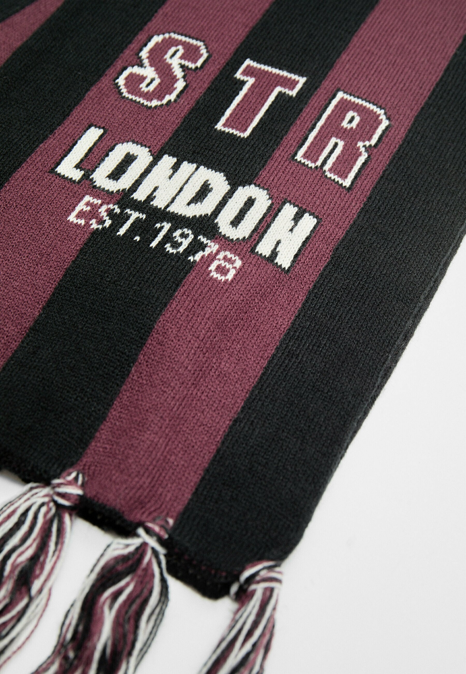 Stradivarius STRIPED WITH FRINGE