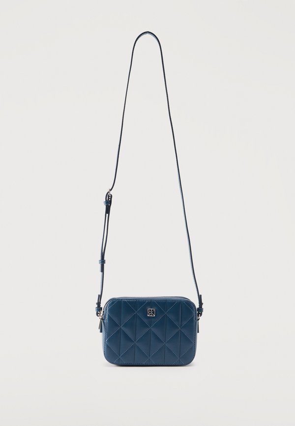 Calvin Klein Cross body bag - key largo