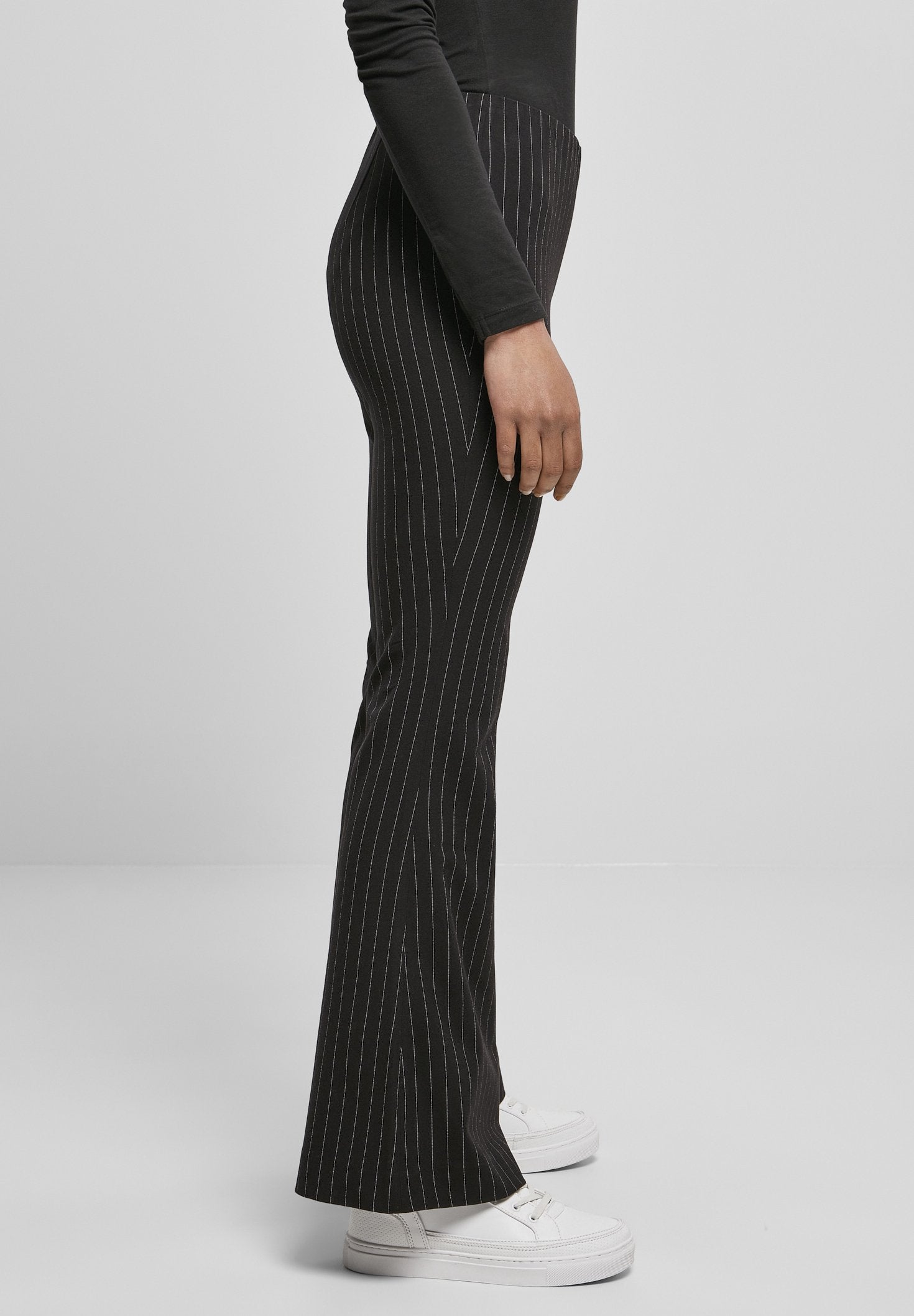Urban Classics LADIES FLARED PIN STRIPE PANTS